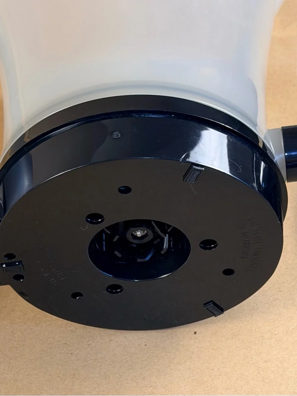 Back to Basics Cocoa-Latte Hot Drink Maker With Frothy Dispenser Spout Tested!